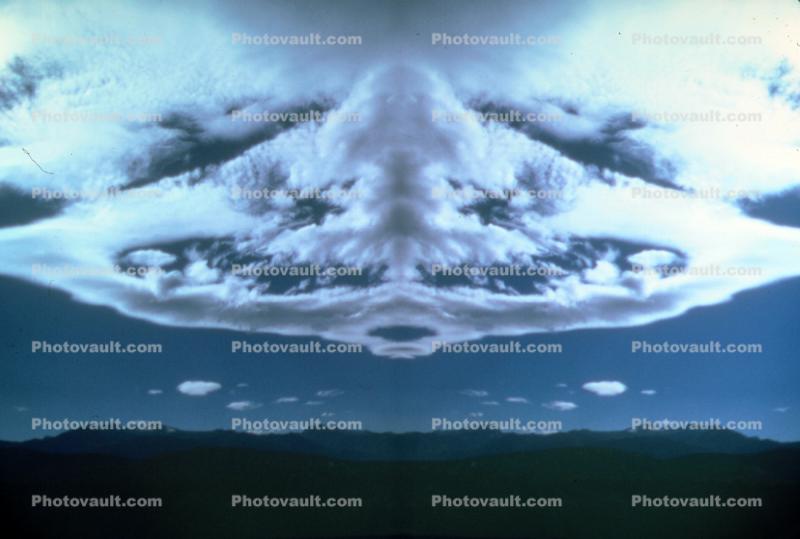 Shark Mouth cloud, daytime, daylight