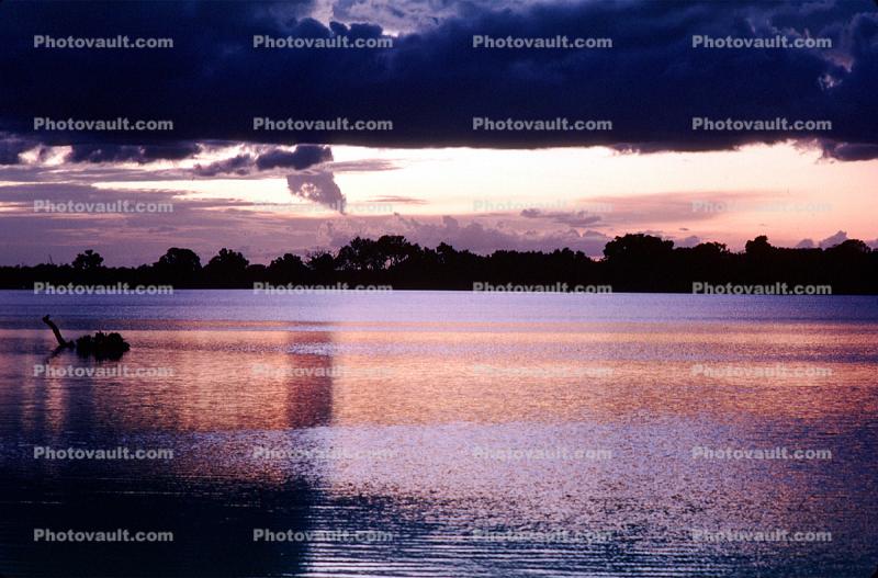 Sunset, Twilight, lake, water, clouds, Dusk, Dawn, Sunrise, Sunclipse, Sunsight
