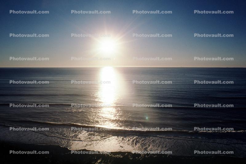 Sun, Pacific Ocean, waves