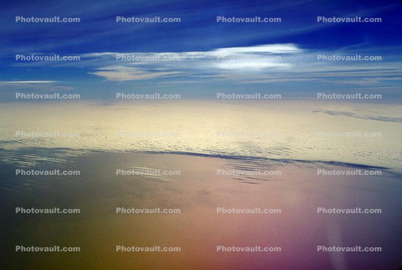 Pacific Ocean flying from California to Japan, Sunset, Sunrise, Sunclipse, Sunsight, Chromatic Ocean, Spectral Colors, psyscape