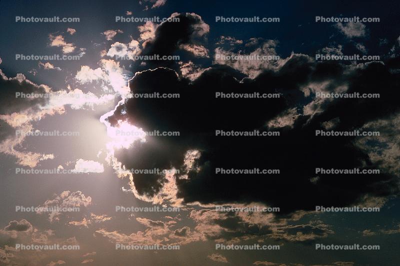 Dark Cloud, daytime, daylight