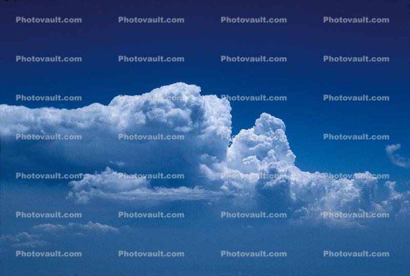 fist cloud, cumulonimbus, thunderhead, daytime, daylight