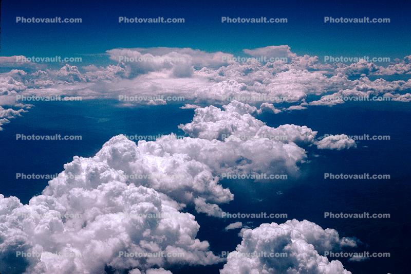 Cumulus Cloud Puffs, Cumulonimbus, daytime, daylight