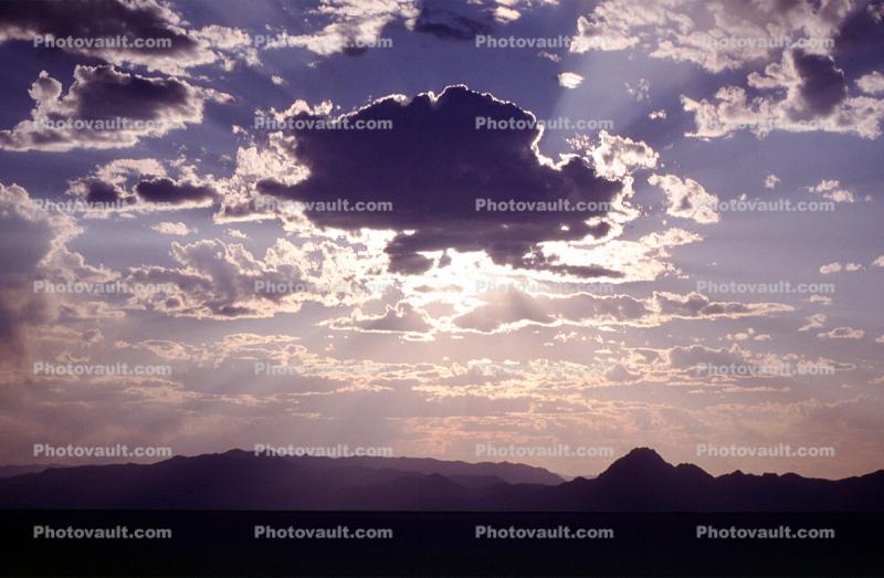 Cumulus Clouds, backlit sun, Sunset, Sunrise, Sunclipse, Sunsight