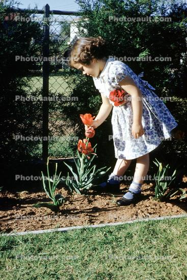 Girl in the Garden, Retro, Springtime, Dress, 1940s