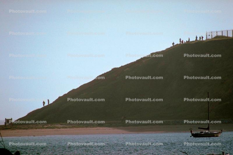 Mavericks Crowds in the early 1990's, hill, hillside