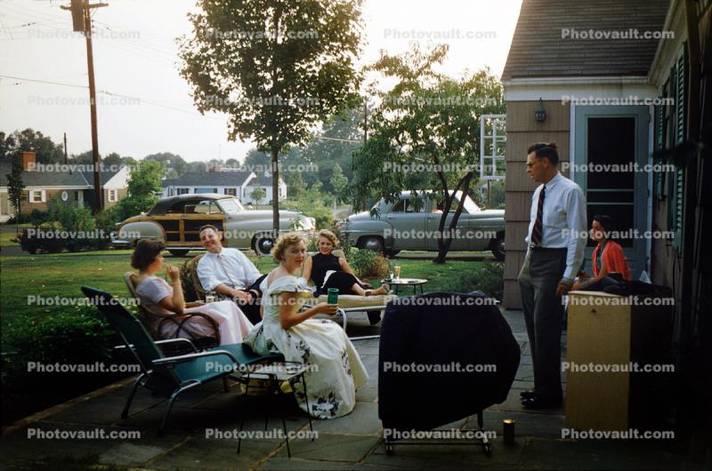 Cars, automobiles, outdoor party, man, women, Formal, 1954, 1950s
