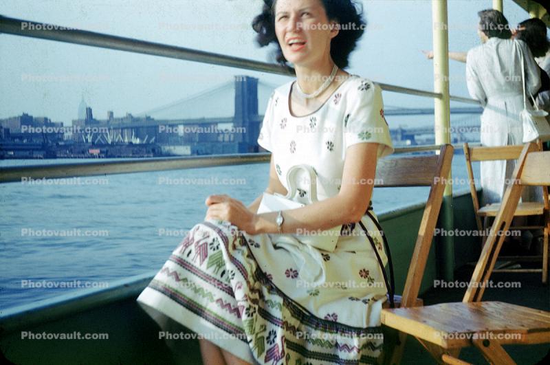 Woman, East River, sitting, 1940s