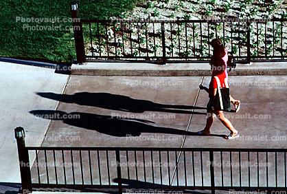 Walking Women, Shadow
