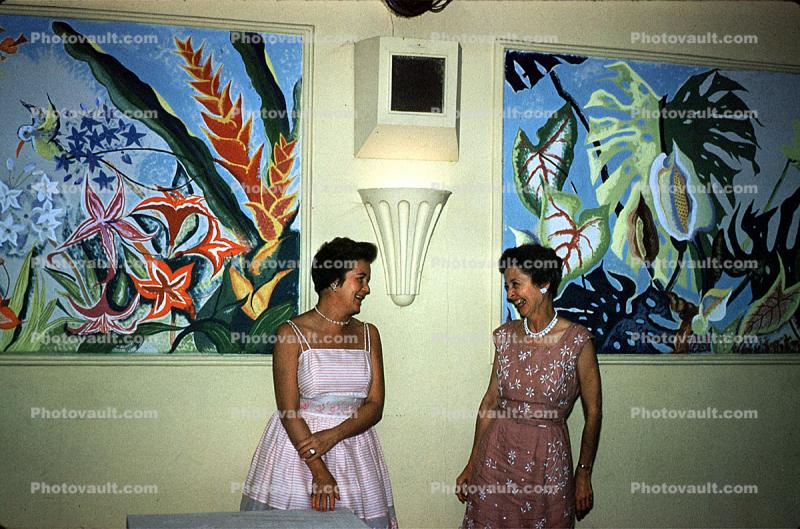 Smiling Ladies, sconce, speaker, wall paintings, 1950s