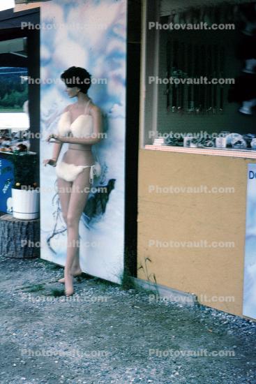 Woman manequin, Fuzzy Bikini