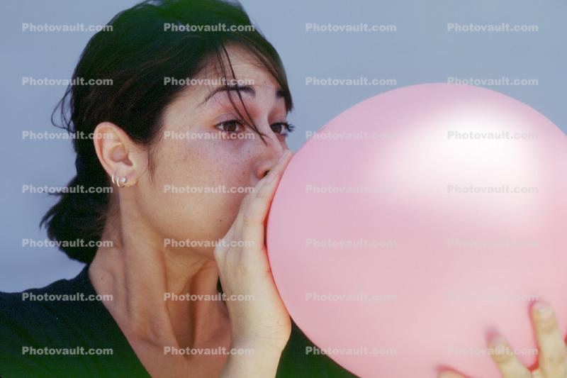 Blowing up a Balloon