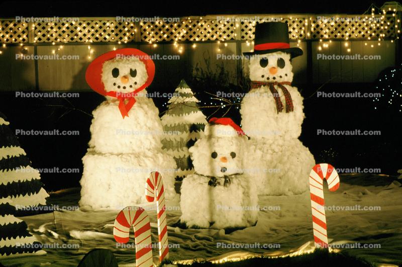Snowoman, snowman, snowchild, candy canes, night, nighttime, snowwoman