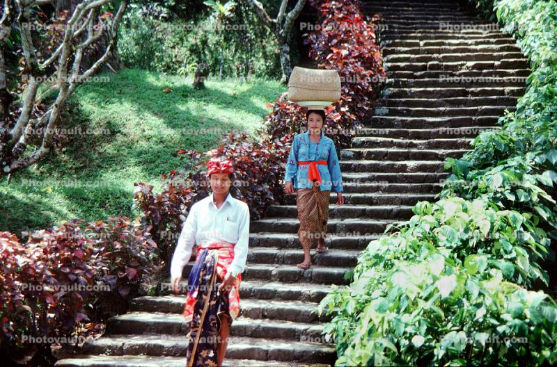 Man, Woman, steps, s-curve, Bali, Indonesia