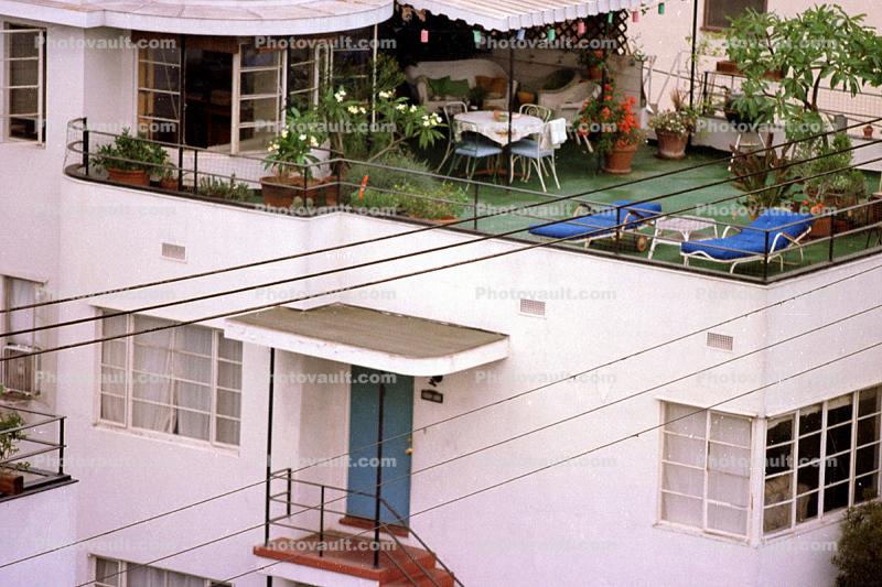 rooftop garden, lounge chairs