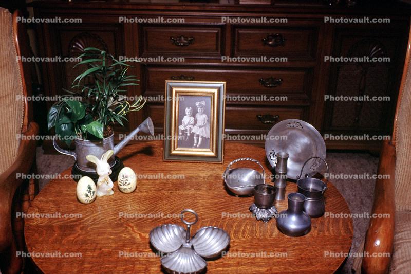 table, pewter, picture frame, bunny rabbit, easter egg