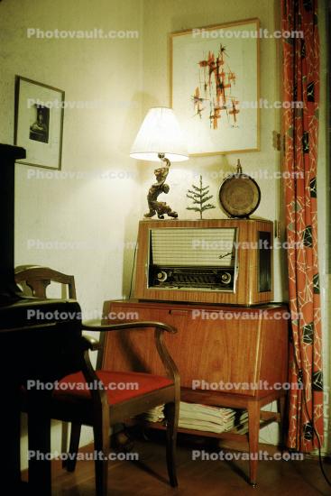 Radio, Console, Lamp, Artwork, chair, 1940s