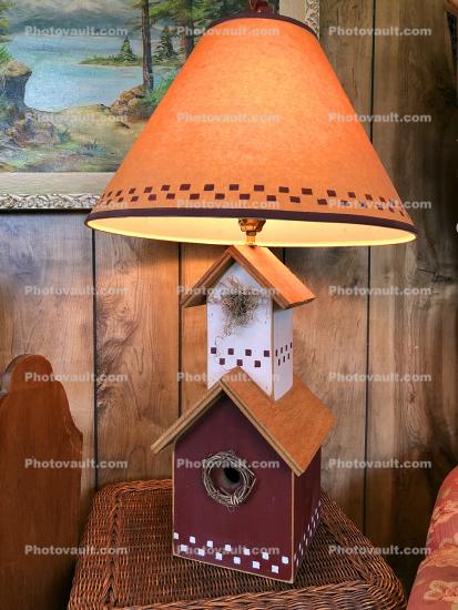 Birdhouse Lamp