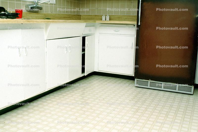 dishwasher, refrigerator, dishwasher, floor