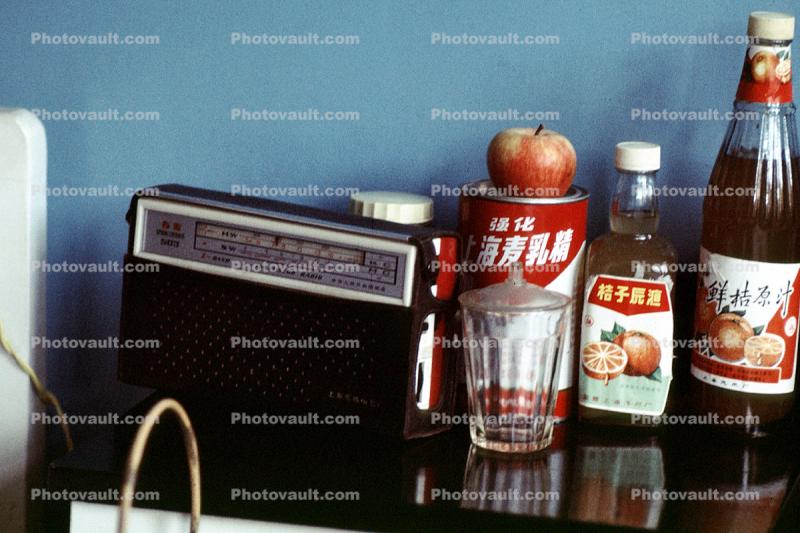 transistor radio, apple, China