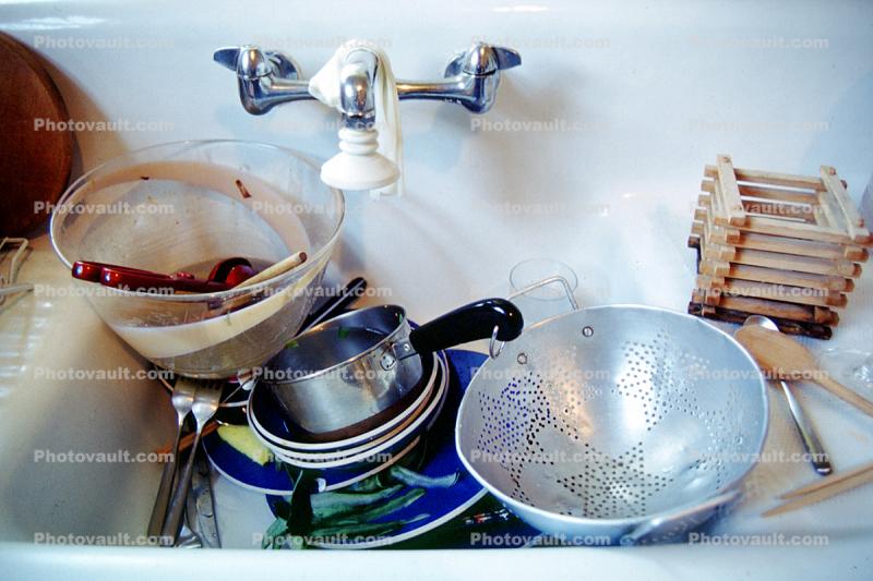 Dirty Dishes, Kitchen sink, knives, faucet, sieve