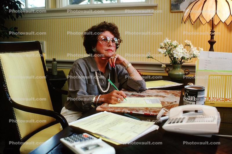 Woman, Desk, Lamp, Paper, female, telephone