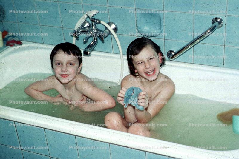 Smiles, Tub, Bathtub, Brother, Sister, 1950s