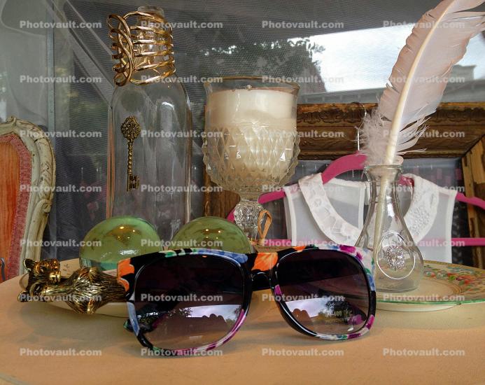 glasses, window display, feather