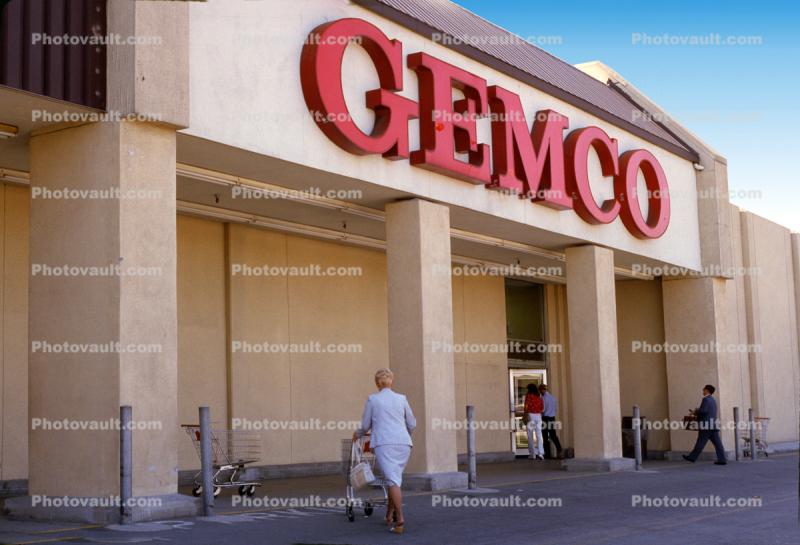 Gemco Supermarket, shoppers, building, store, Shopping Center, mall, signage, 1980s, shopping cart