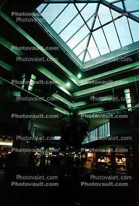 Mall, Store, interior, inside, indoors, shoppers, Building