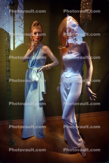 Window Display of two Mannequin Fashion Models,  Mall