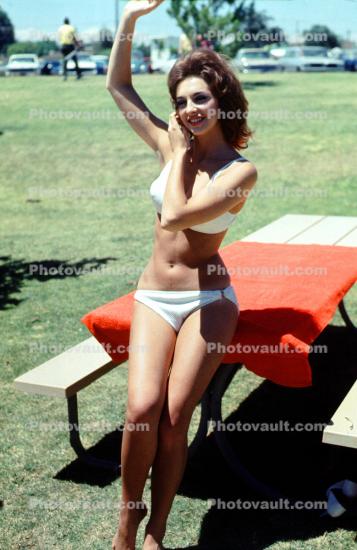 bikini lady, 1969, 1960s