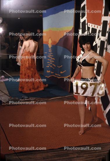 Bikini Lady in 1973, 1970s