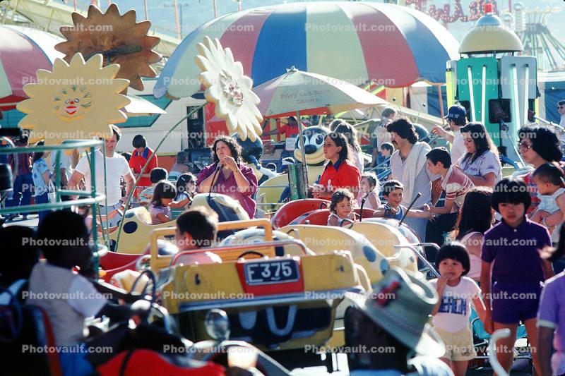 Crowds, Ride, County Fair