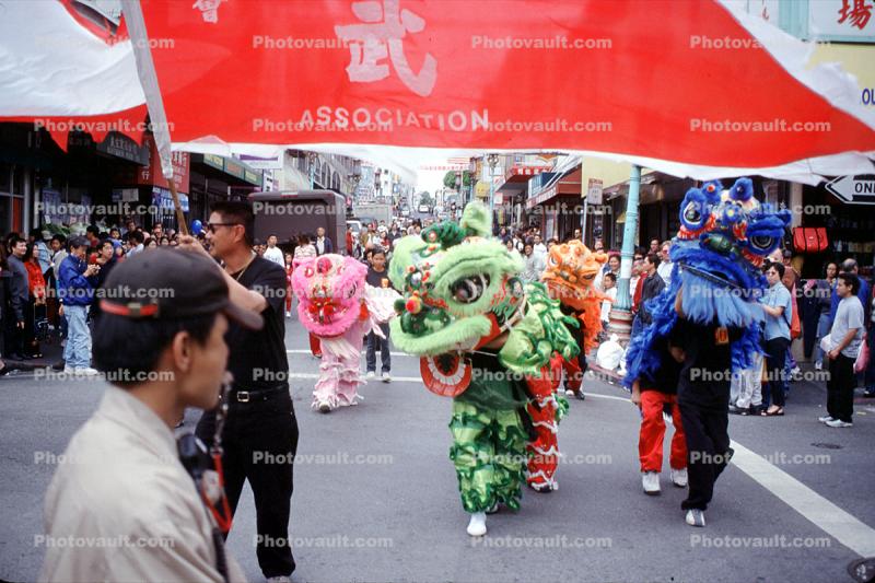 Grant Street, Chinatown, Dragon, September 2002