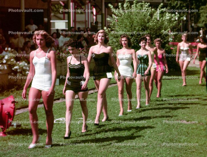 "Woman strutting their stuff", contestants, bathingsuit ladies, aio, 1950s