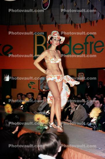 Flowery Mod Swimsuit, Hat, Swimwear, 1960s, Pageant
