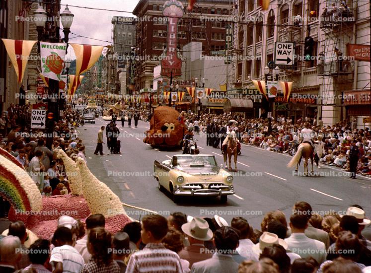 Portland Parade of Roses, Dodge Car, crowds, 1950s
