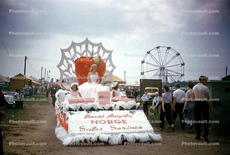 Women, formal dress, float, Bront Angola Norge, Ferris Wheel, Erie County Fair, 1950s