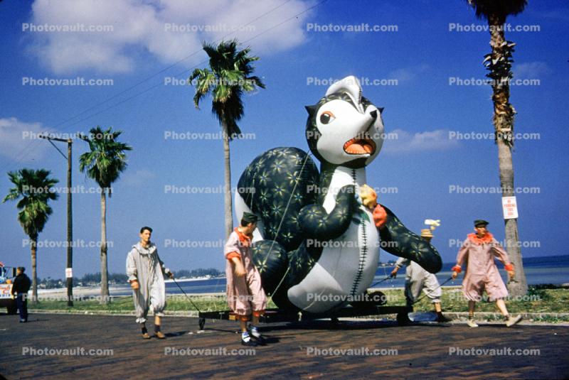 Skunk, Pepe Le Pew, Balloon, Festival of States, Saint Petersburg, Florida, 1950s