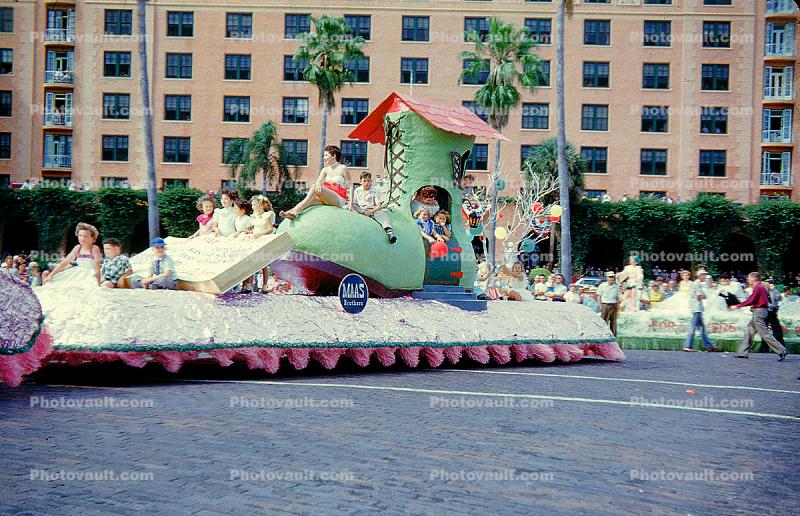 MAAS Brothers, Old Mother Hubbard, Shoe House, Shoehouse, Festival of States, Saint Petersburg, Florida, Boot, 1950s