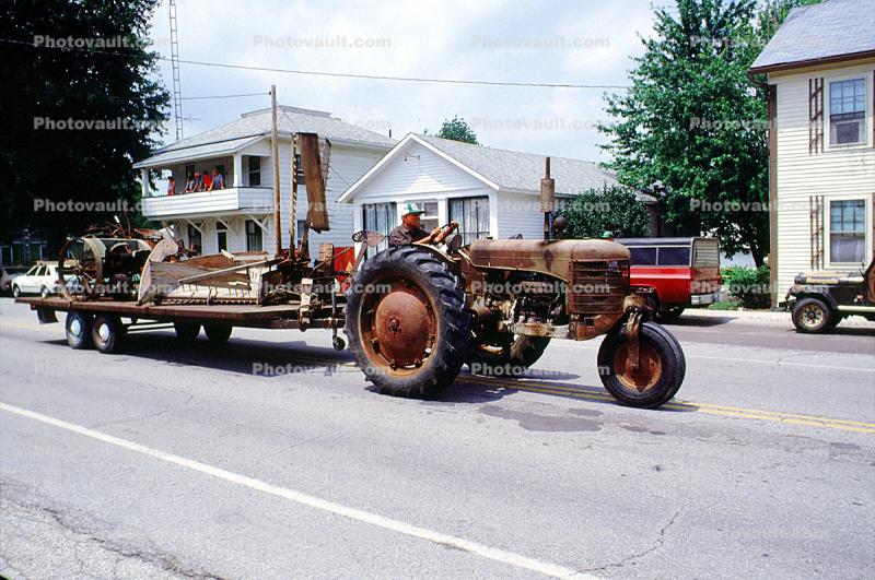 Tractor, Trailer, farmer, Sulfer Springs Sesquicentennial Parade, Tiro-Auburn, Ohio, July 1983, 1980s