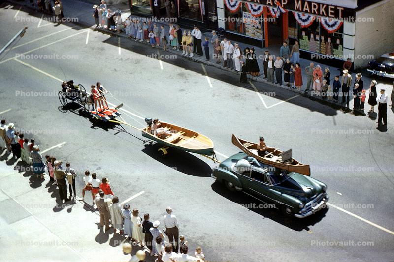 Car, Trailer, Canoe, Boat, Water Skiers, crowds, 1950s