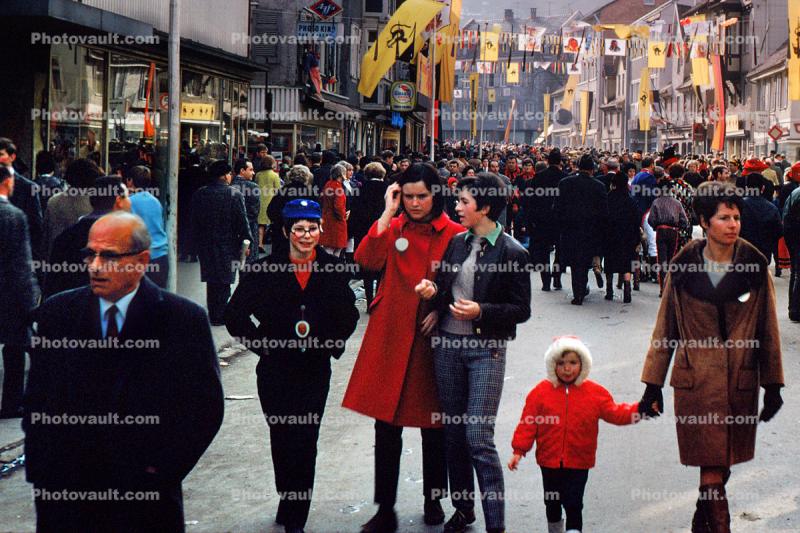 Child, coats, Parade, Fasnet, Carnival, People, Crowds, crowded, spectators, Schramberg, Baden-Wurttemberg, Black Forest, Germany