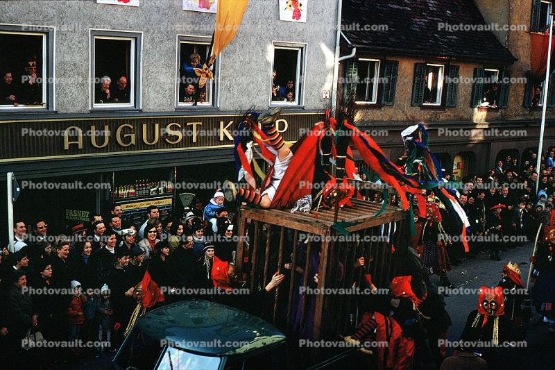 Prison, Cage, Knickers, Truck, Parade, August Kopp, spectators, "Da-Bach-Na-Fahrt, Rottweil, Baden-W?rttemberg, Germany, Black Forest