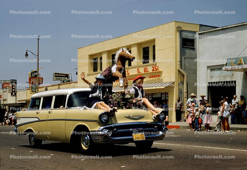 1957 Chevrolet Bel Air Townsman, Chevy Station Wagon, car, Cowgirls, La Habra, California, 1950s