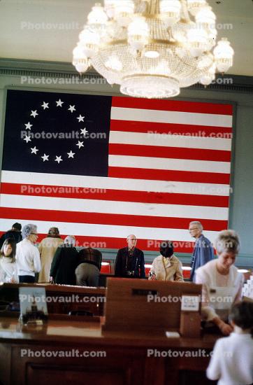 Betsy Ross Flag, Original Thirteen Colonies, History, December 1968, 1960s