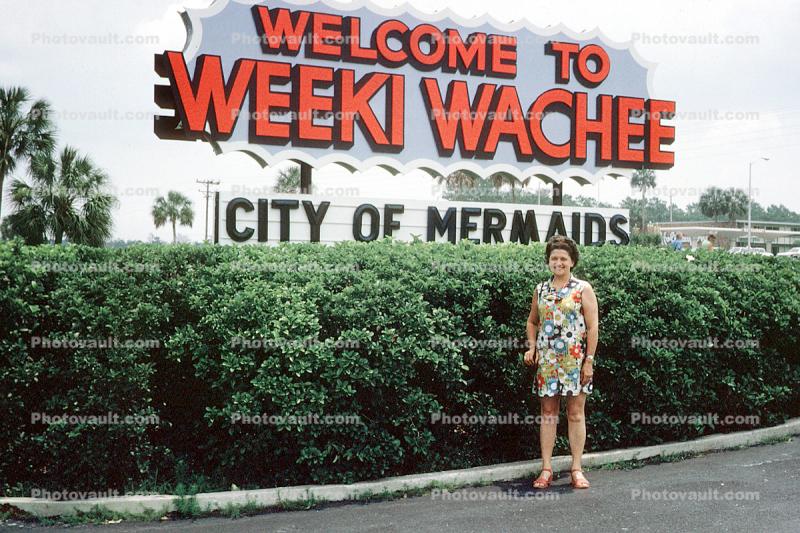 Welcome to Weeki Wachee, City of Mermaids, Florida Silver Springs, bushes, plants, 1973, 1970s