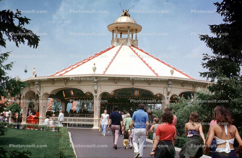 Carousel, Merry-Go-Round, cone, Kings Mill