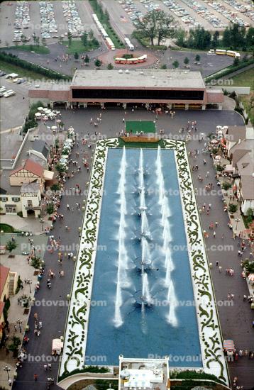 Water Fountain, aquatics, Kings Island Amusement Park, Ohio